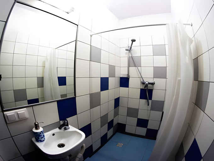 Bathroom 2, Six Suites, Old Town, Gdańsk City