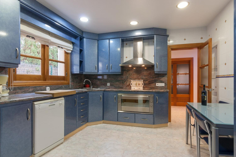 Kitchen 4, Montferrutx, Baleares
