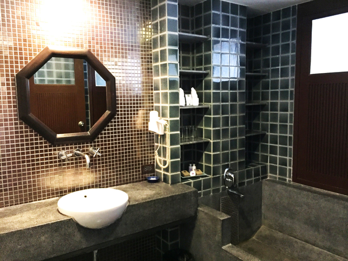 Bathroom 4, Weekender Resort, Ko Samui