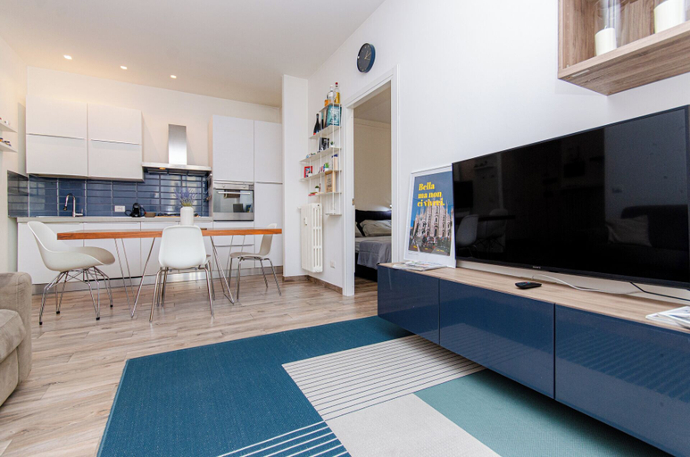 Others 5, VivimiHome-Stelvio House, Milano