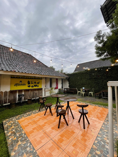 Others 5, Pi Home by Perwira Hub, Yogyakarta