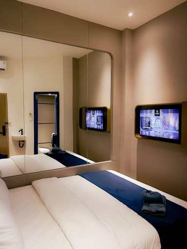 Bedroom 12