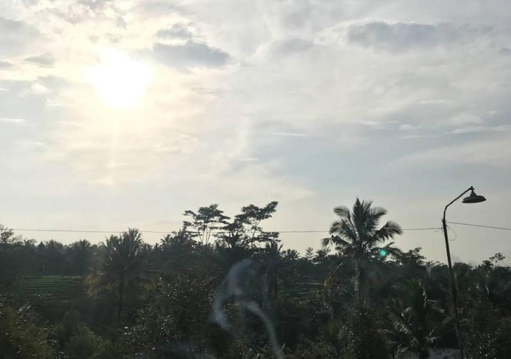 Exterior & Views 2, Hotel Agung Putra, Banyumas