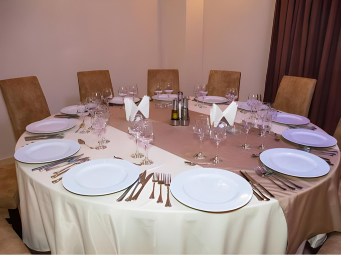 Food & Drinks 5, Albert Hotel, Ploiesti