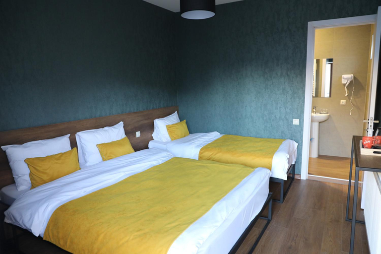 Others 4, Paradise Inn Kazbegi, Kazbegi