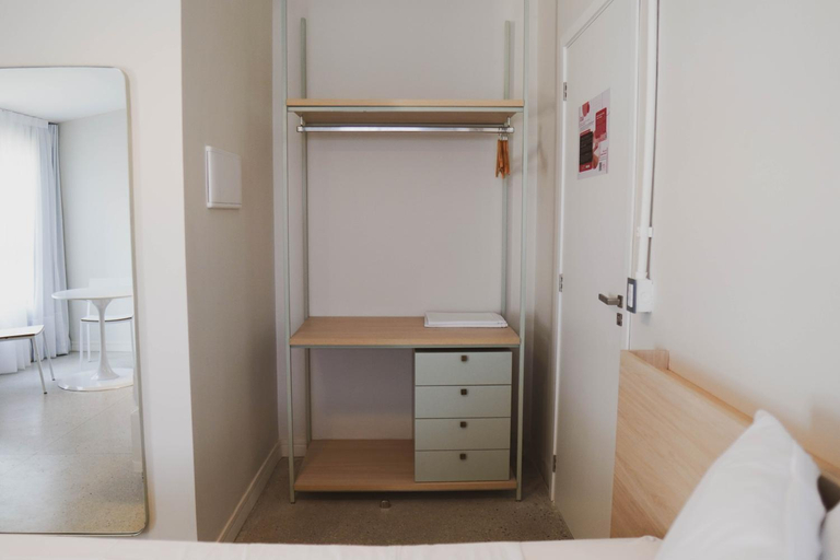 Bedroom 12