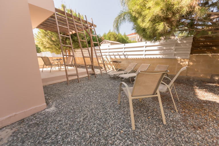 Garden 5, Villa Marina