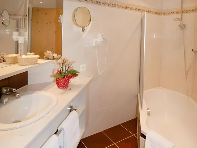 Bathroom 5, Hotel Gasteigerhof, Innsbruck Land