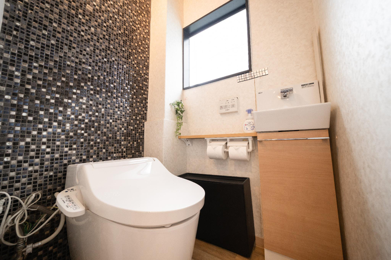 Bathroom 3, A池袋C1出口徒歩5分 2LDK まるまる貸切 衛生設備充実 コンビニとミニスーパー集中 買い物便利, Toshima