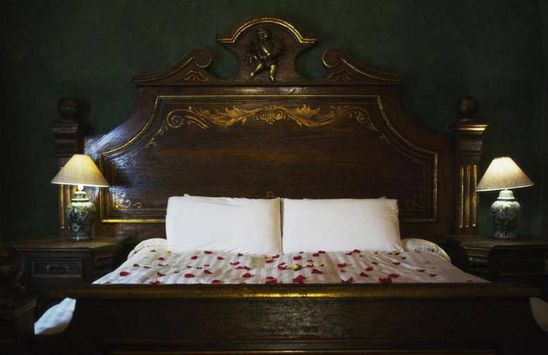 Bedroom 2, Villa Claus Inn, Tlalpujahua