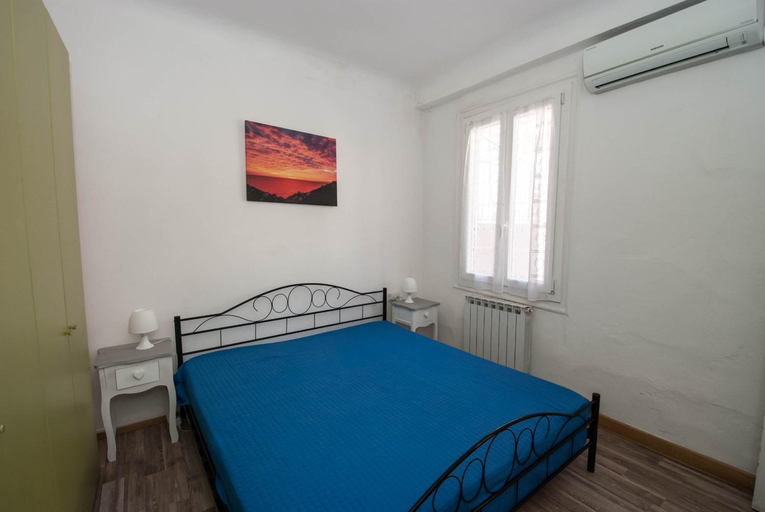 Bedroom 2, Casa del Borgo by Arbaspaa, La Spezia