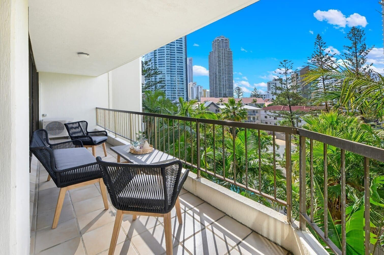 Others 5, Beautiful 3-Bedroom Haven, Gold Coast