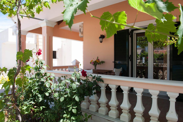 Balcony/terrace 5, Anna Apartments, Ionian Islands