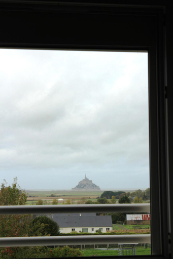 Others 5, Aux Chambres du Mont, Manche