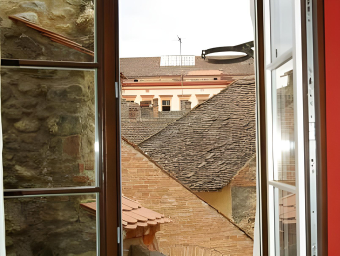 Others 3, Kleines Hotel, Sibiu