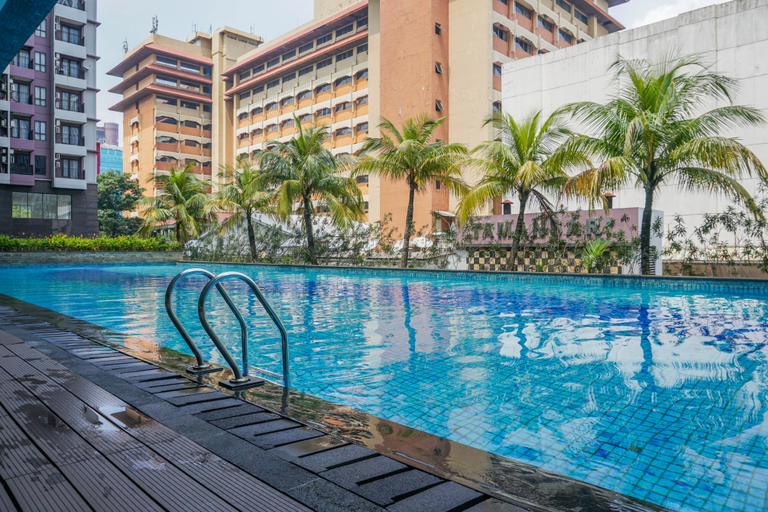 Sport & Beauty, Comfortable Studio at Tamansari Semanggi Apartment By Travelio, South Jakarta