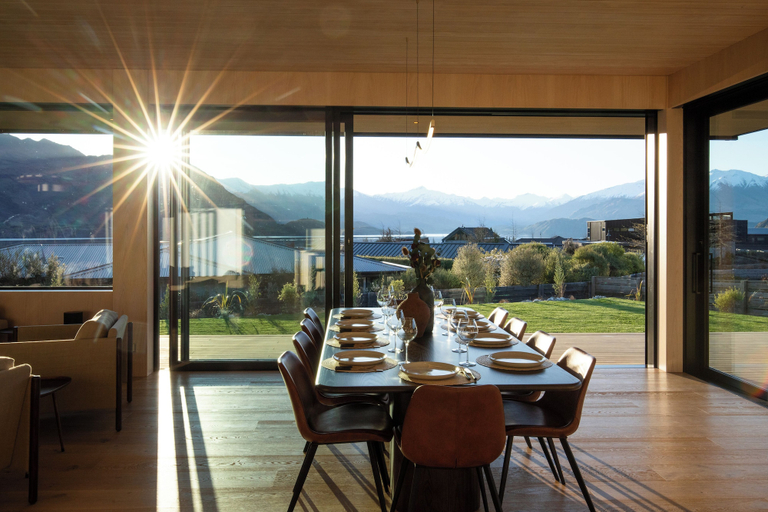 Food & Drinks 5, Platinum Ridge - Lake Views - Sleeps 8, Queenstown-Lakes