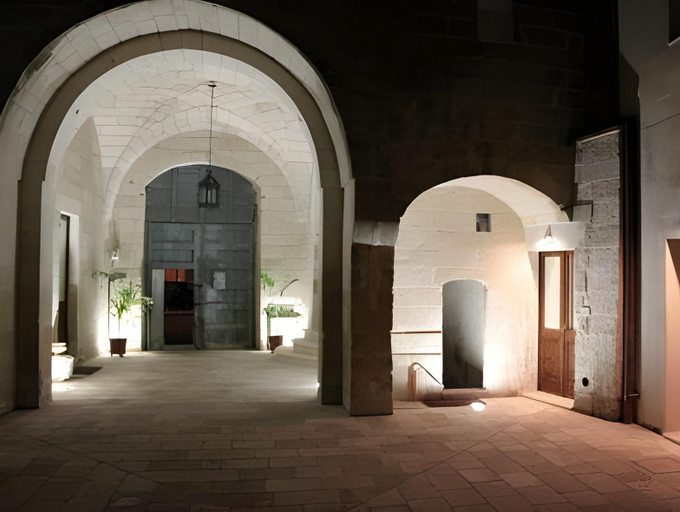 Others 2, Dimora Storica ''Casa Sicuro'', Lecce