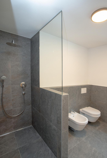 Bathroom 2, Apartments Vorhofe, Bolzano