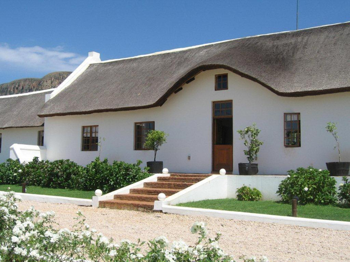 Entrance 5, Steynshoop self-catering Valley Lodge, West Rand