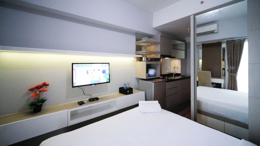 Bedroom 3, Homey and Simple Studio at Tanglin Supermall Mansion Apartment, Surabaya