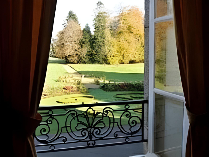 Others 5, Chateau de la Foltiere, Ille-et-Vilaine