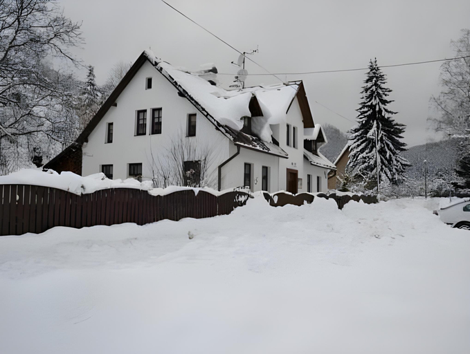 Others 3, Chalupa 246, Trutnov