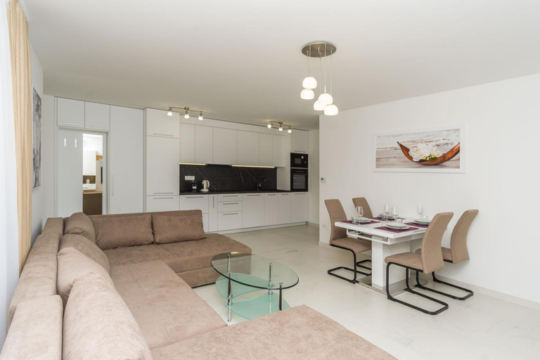 Others 2, Apartmani Simi - The Sun, Crikvenica