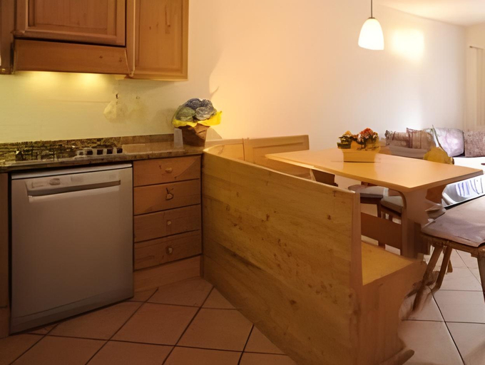 Others 5, Residence Lagorai - Fiemme Holidays, Trento