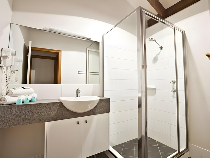 Bathroom 3, Chandlers Smiths Beach Villas, Busselton