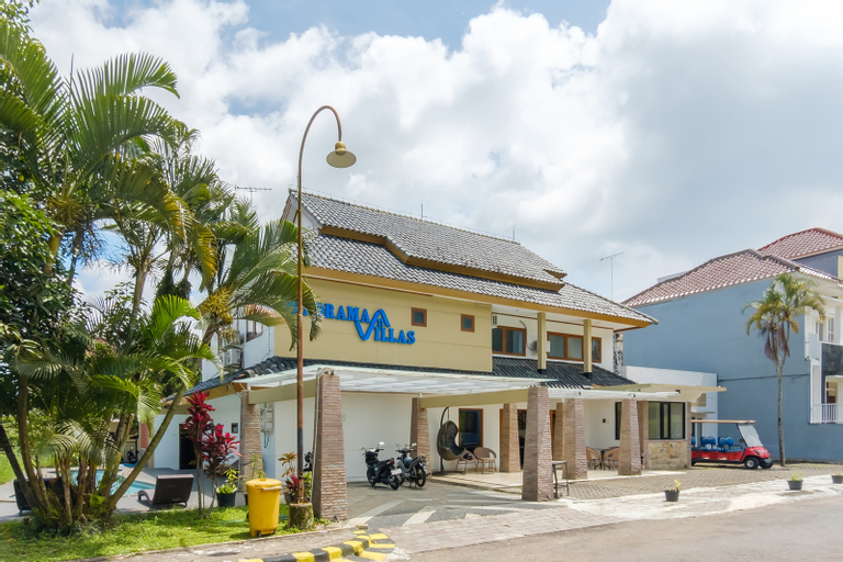 TwoSpaces Living at Panorama Villas Batu, Malang