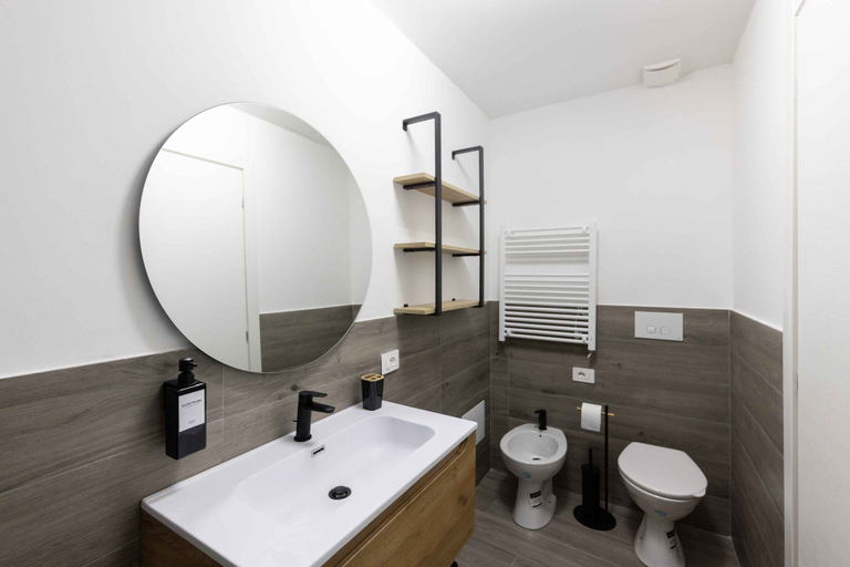 Bathroom 3, Urban Chic Luxury Suite Apartments, Roma