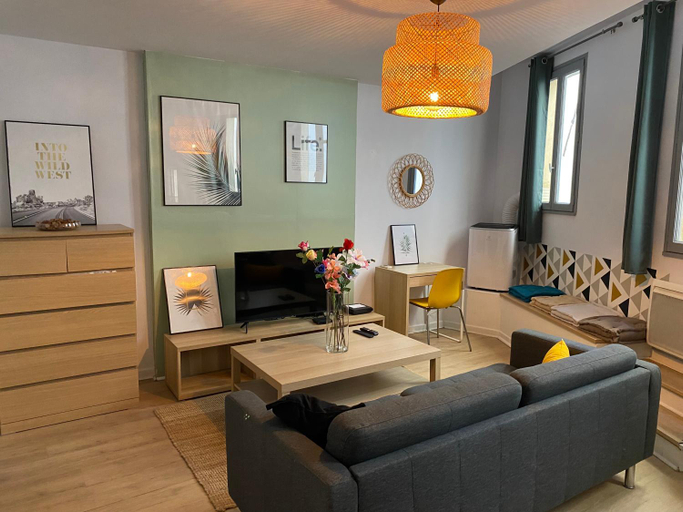 Others 5, Le Carnot hyper centre, Vaucluse