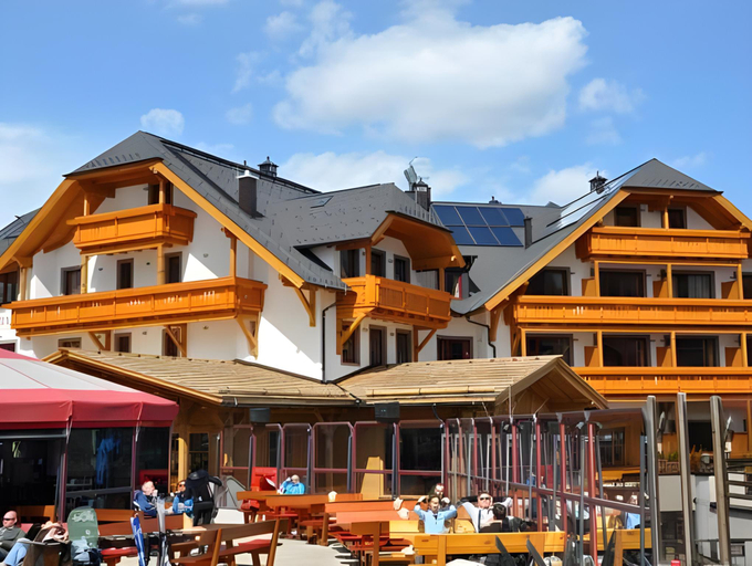 Exterior & Views 1, Grizzly Sport & Motorrad Resort, Tamsweg