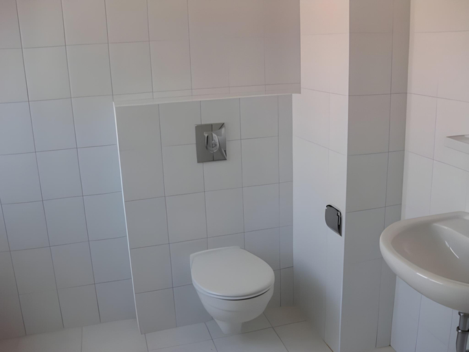 Bathroom 2, Schieszl Apartments Zamardi 1, Siófok