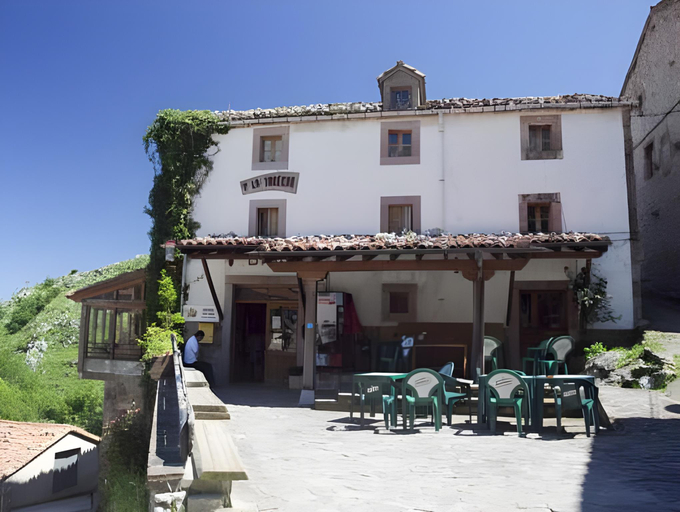 Others 4, Taberna de Tresviso, Cantabria