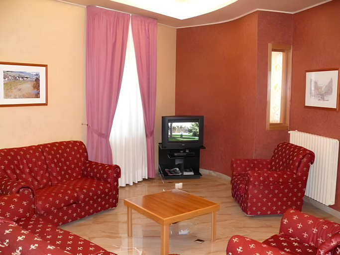 Others 5, Albergo Casa Del Pellegrino, Foggia