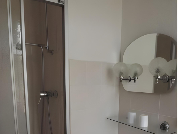 Bathroom 5, Pension Bodetal, Harz
