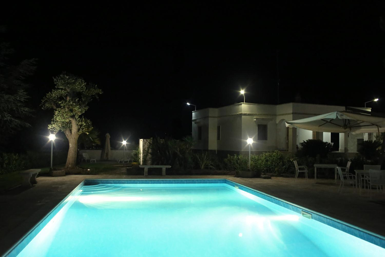 Swimming pool 3, Villa Curri, Bari
