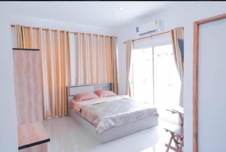 Bedroom 2, Huen Raya Homestay, Mae Taeng