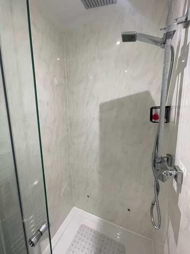 Others 5, Stylish City Center 2 BR Retreat, Sheffield