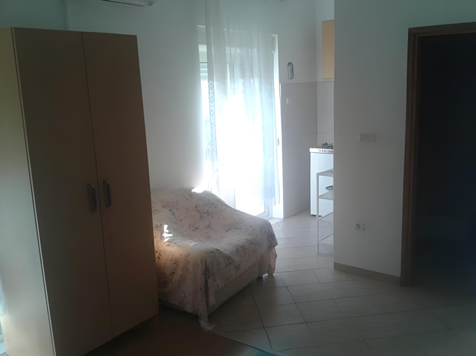 Bedroom 2, Apartments & Rooms Prizmic, Podstrana