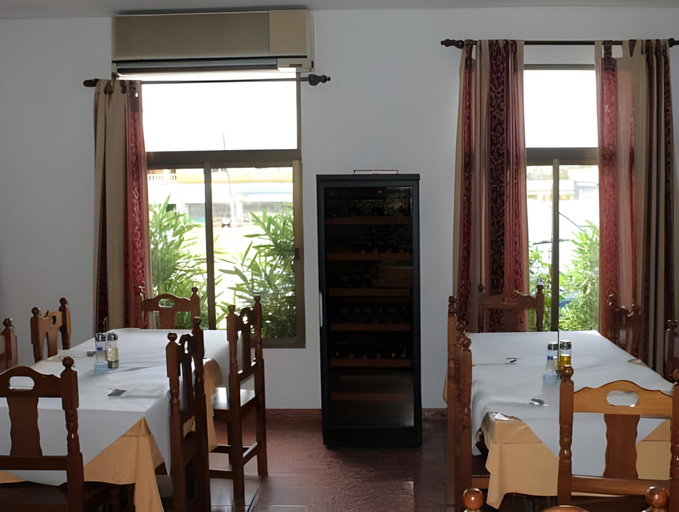 Food & Drinks 3, Hostal Montilla Sotogrande, Cádiz