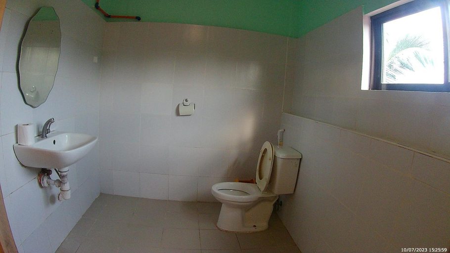 Bathroom 2, LaVeranda Beach Resort, Dauis