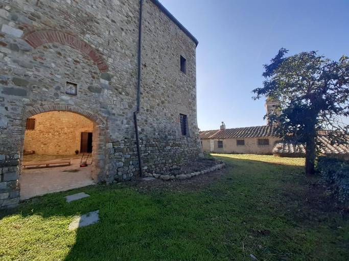Others 4, Castello di Montefiridolfi, Florence