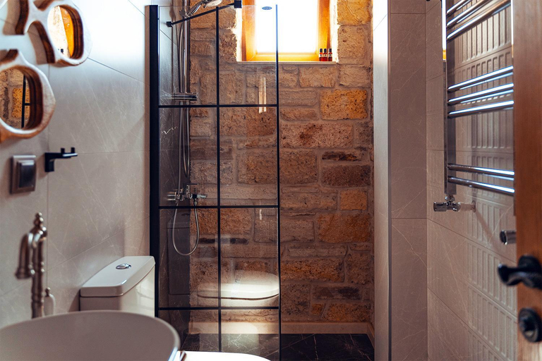 Bathroom 2, Sinem Hanım Konagı Boutique Hotel, Foça