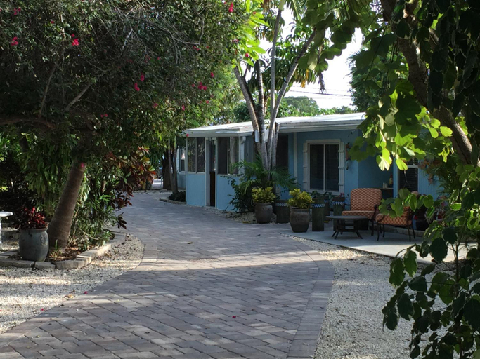 Public Area, Seafarer Key Largo, Monroe