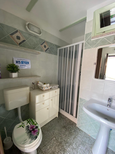 Bedroom 3, Orchidea, Cuneo