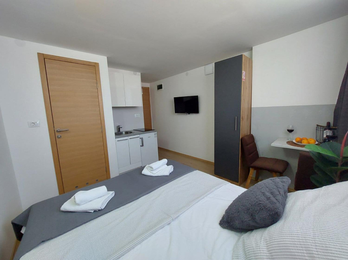 4, Apartmani ROZA, Pula
