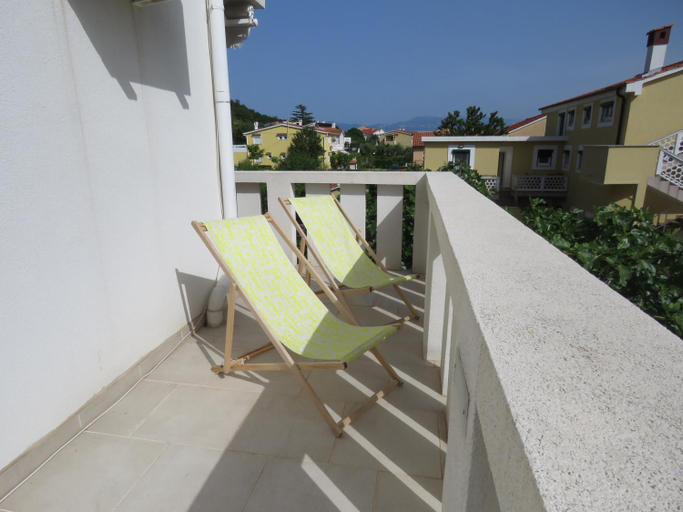 Others 2, Apartments IDa II, Baška